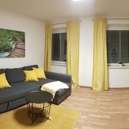 Top Appartement Fuer Business-Wohnen-Urlaub Wiener Neustadt Exterior foto